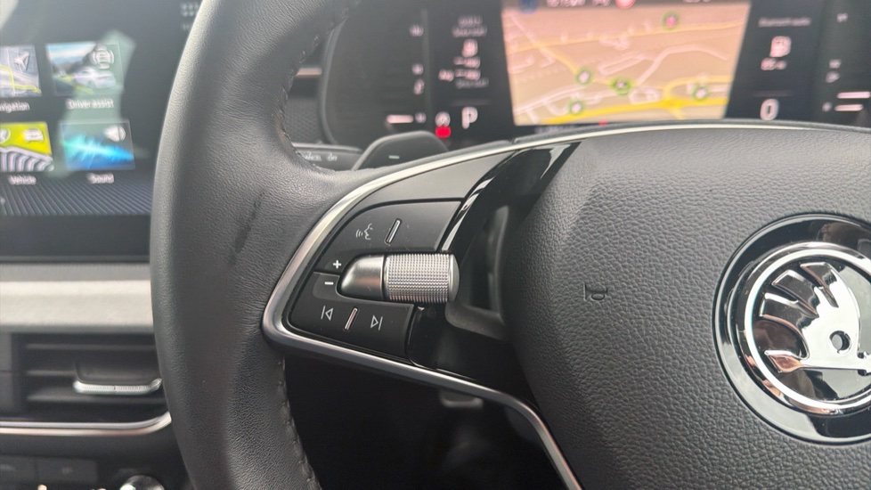 Skoda Scala 1.0 TSI 116 SE L 5dr DSG Petrol Hatchback - Image 17