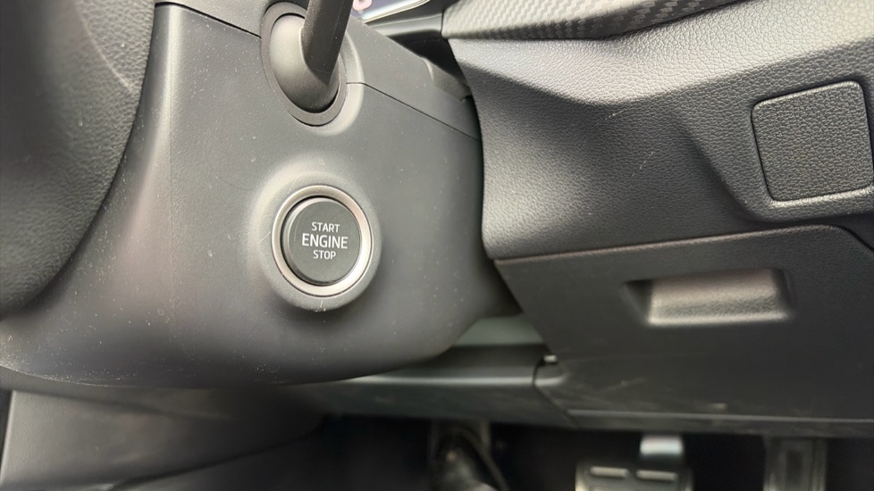Skoda Scala 1.5 TSI Monte Carlo Edition 5dr DSG Petrol Hatchback - Image 29