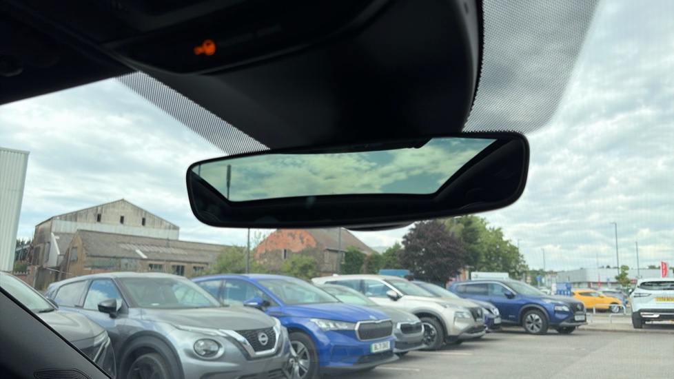 Skoda Scala 1.5 TSI Monte Carlo Edition 5dr DSG Petrol Hatchback - Image 37