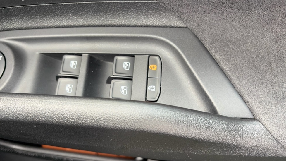 Skoda Enyaq 250kW vRS 84kWh 4x4 5dr Auto Electric Estate - Image 19