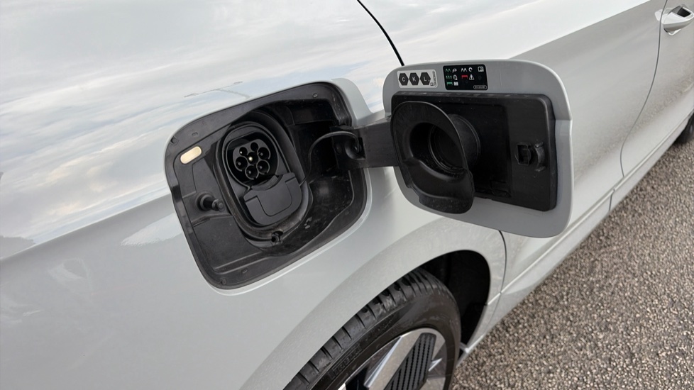Skoda Enyaq 250kW vRS 84kWh 4x4 5dr Auto Electric Estate - Image 25