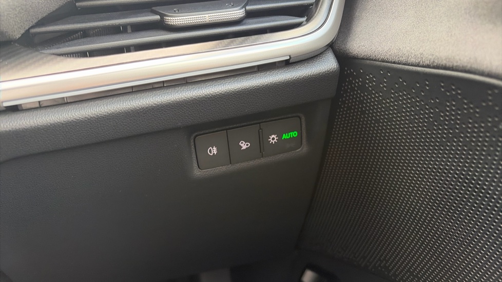 Skoda Enyaq 250kW vRS 84kWh 4x4 5dr Auto Electric Estate - Image 29
