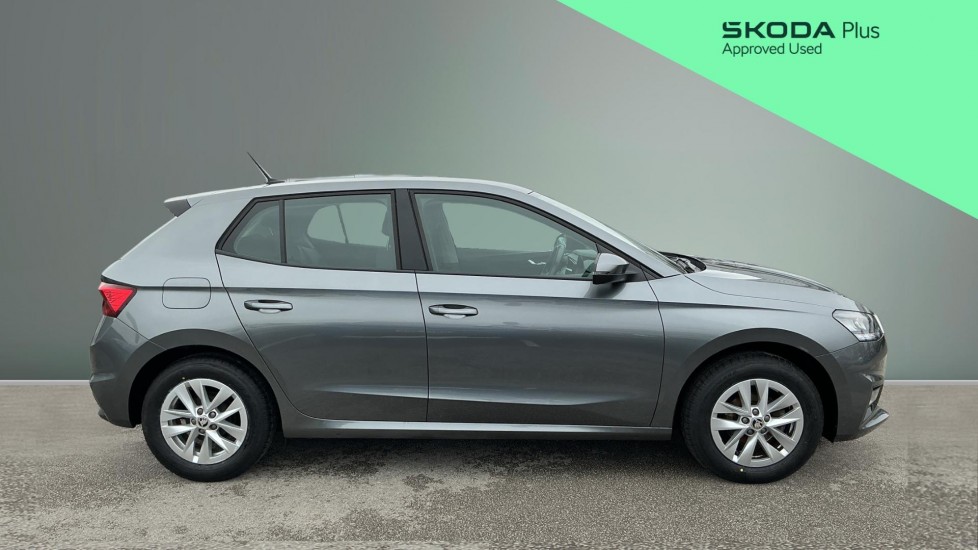 Skoda Fabia 1.0 MPI 80 SE Comfort 5dr Petrol Hatchback - Image 4