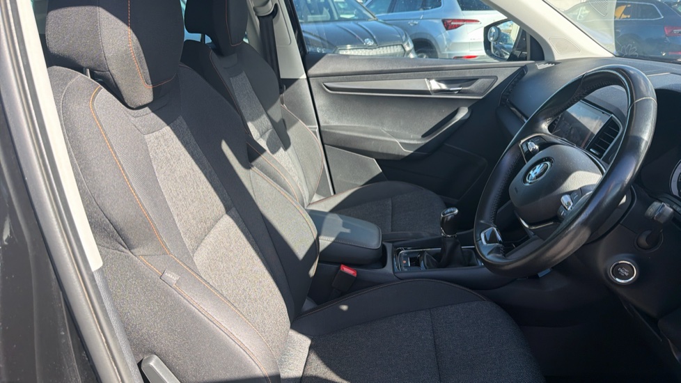 Skoda Karoq 1.5 TSI SE Drive 5dr Petrol Estate - Image 15