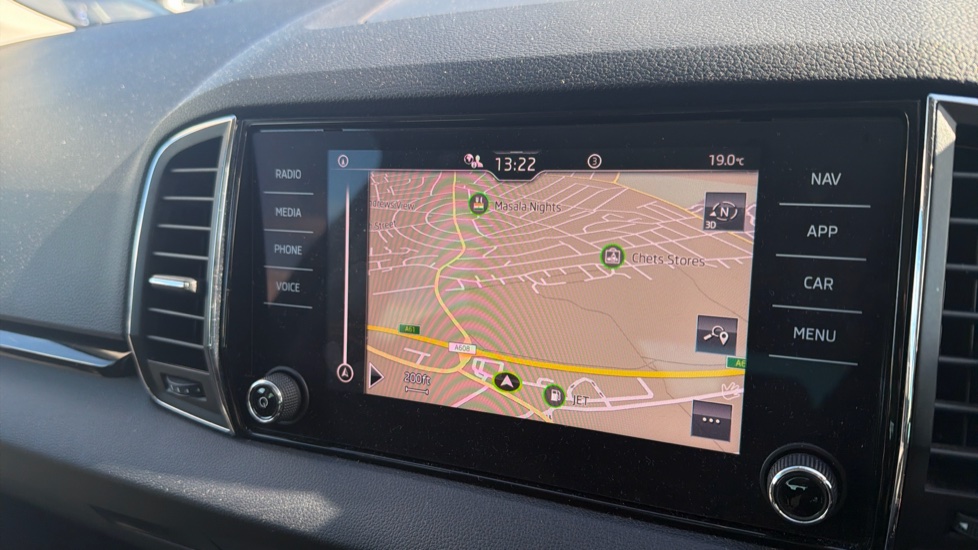 Skoda Karoq 1.5 TSI SE Drive 5dr Petrol Estate - Image 27
