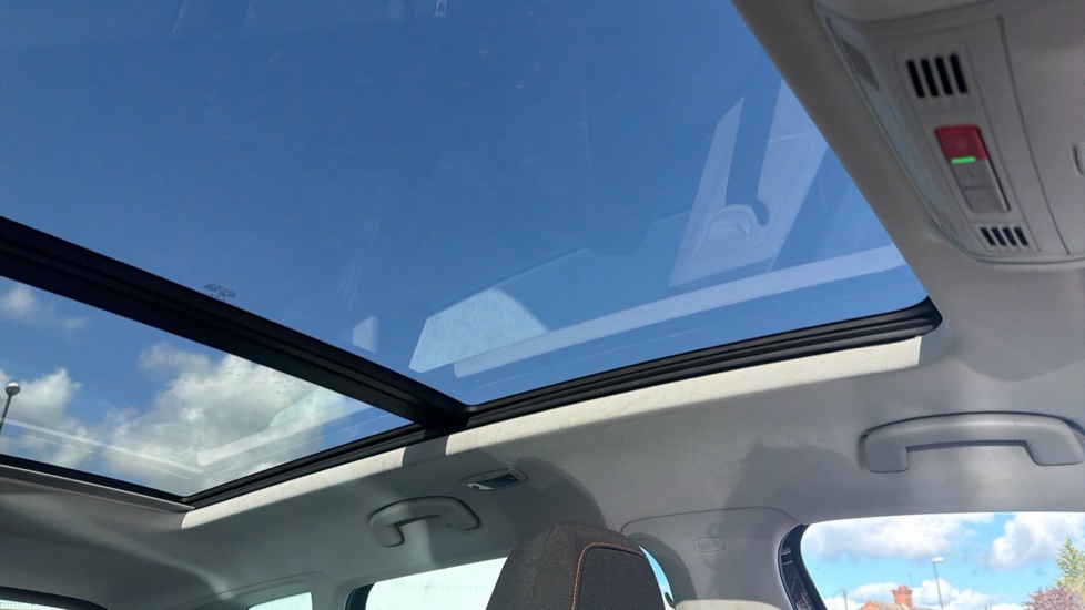 Skoda Karoq 1.5 TSI SE Drive 5dr Petrol Estate - Image 36