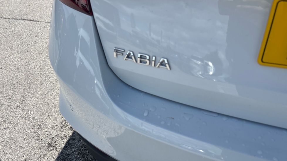 Skoda Fabia 1.0 TSI 116 SE L 5dr Petrol Hatchback - Image 29