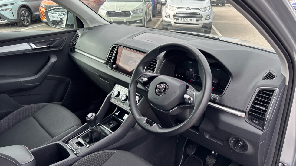 Skoda Karoq 1.0 TSI SE Drive 5dr Petrol Estate - Image 6