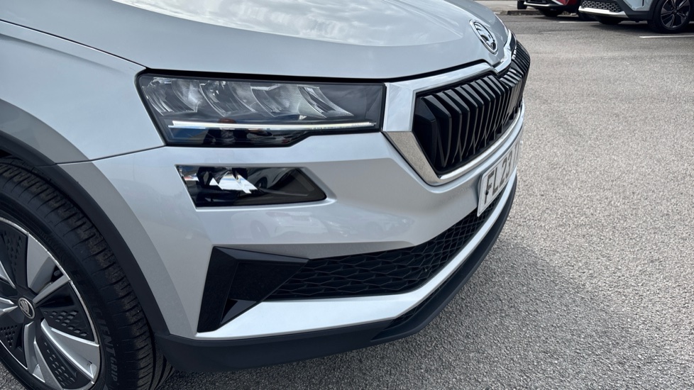 Skoda Karoq 1.0 TSI SE Drive 5dr Petrol Estate - Image 27