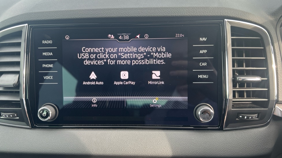 Skoda Karoq 2.0 TDI SE Drive 5dr DSG Diesel Estate - Image 29