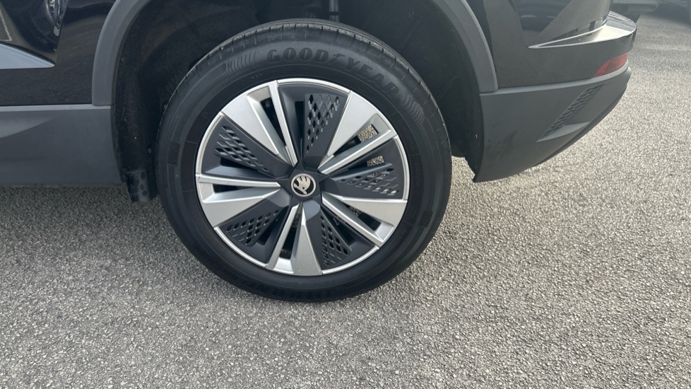 Skoda Karoq 2.0 TDI SE Drive 5dr DSG Diesel Estate - Image 35