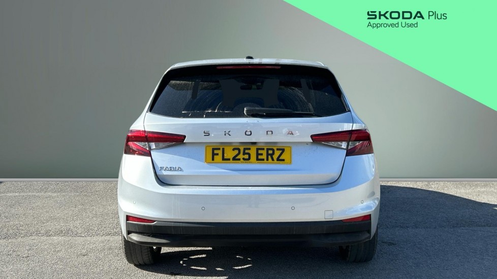 Skoda Fabia 1.0 TSI 116 SE L Edition 5dr Petrol Hatchback - Image 8