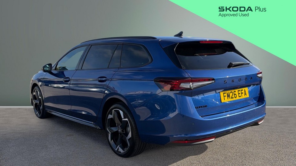 Skoda Superb 1.5 TSI iV Sportline 5dr DSG Estate - Image 3