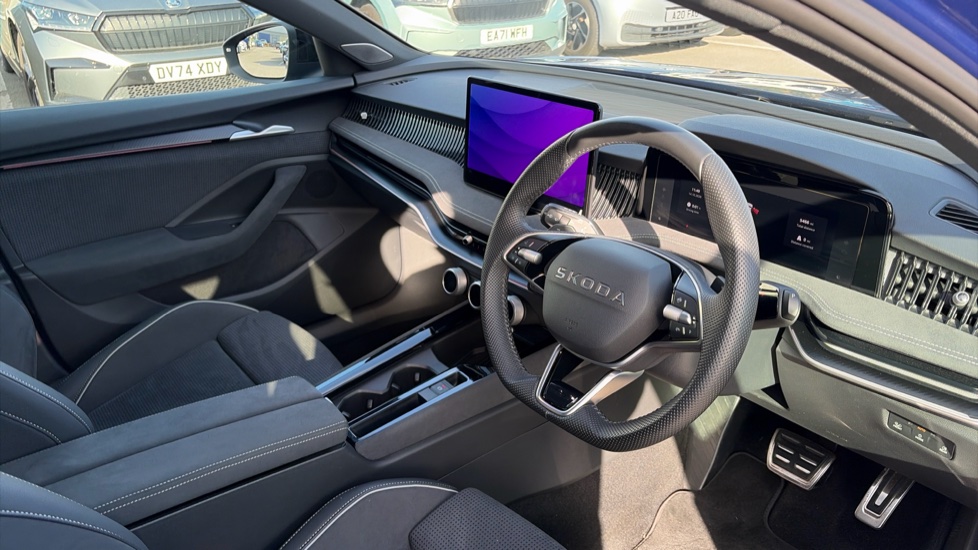 Skoda Superb 1.5 TSI iV Sportline 5dr DSG Estate - Image 6