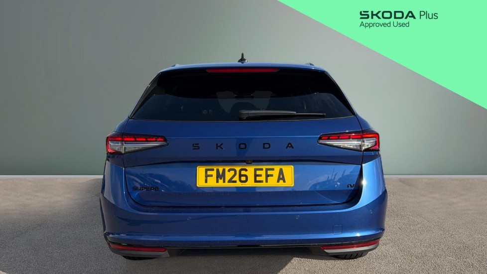Skoda Superb 1.5 TSI iV Sportline 5dr DSG Estate - Image 8
