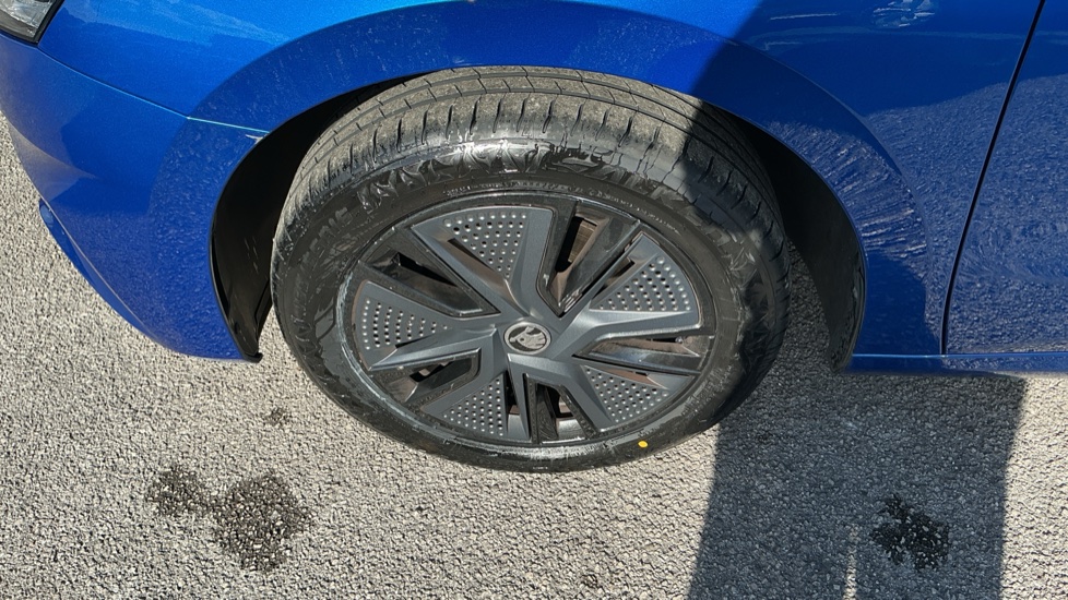 Skoda Fabia 1.0 TSI 116 Colour Edition 5dr DSG Petrol Hatchback - Image 24