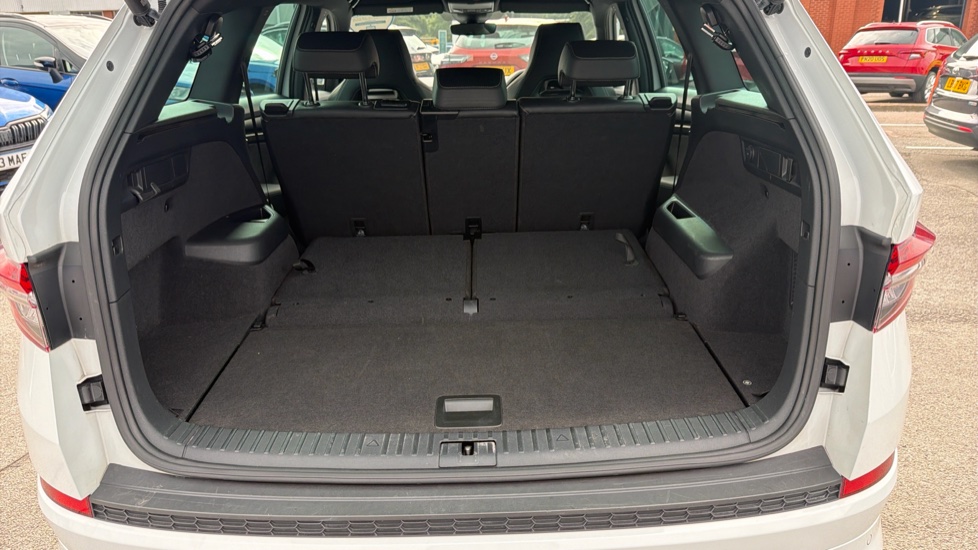 Skoda Kodiaq 2.0 TSI 190 Sport Line 4x4 5dr DSG [7 Seat] Petrol Estate - Image 20