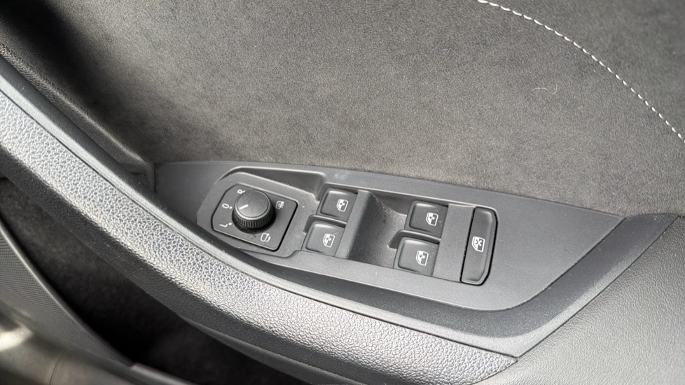Skoda Kodiaq 2.0 TSI 190 Sport Line 4x4 5dr DSG [7 Seat] Petrol Estate - Image 28
