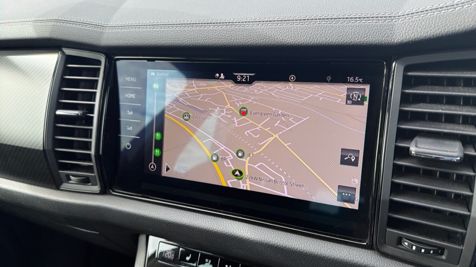 Skoda Kodiaq 2.0 TSI 190 Sport Line 4x4 5dr DSG [7 Seat] Petrol Estate - Image 33