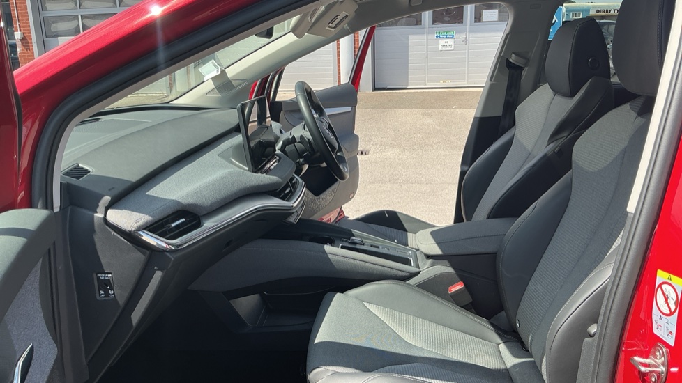 Skoda Enyaq 210kW 85 Edition 82kWh 5dr Auto Electric - Image 21