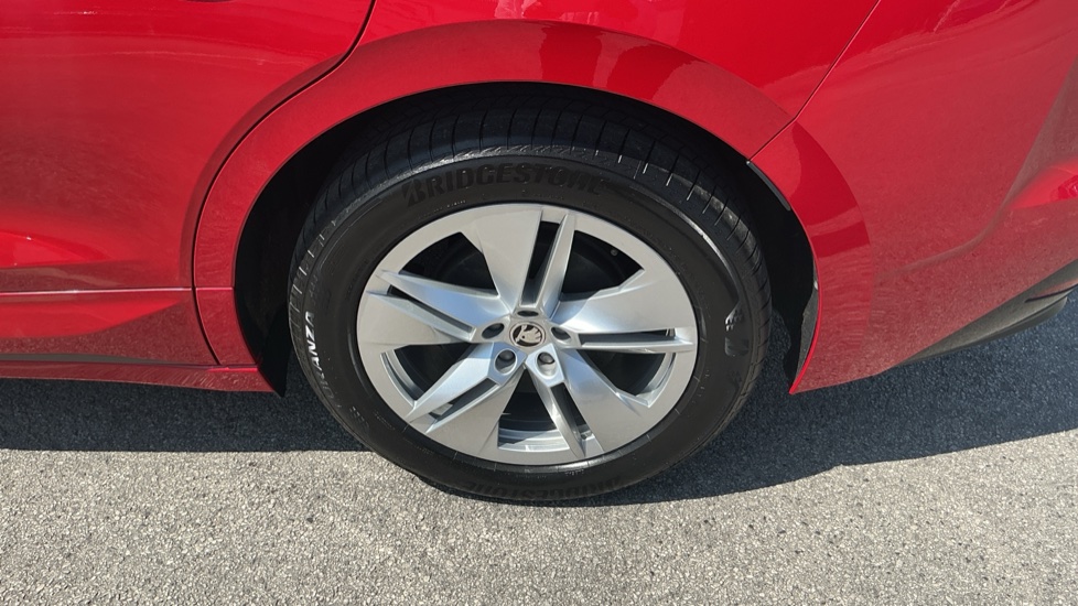 Skoda Enyaq 210kW 85 Edition 82kWh 5dr Auto Electric - Image 27