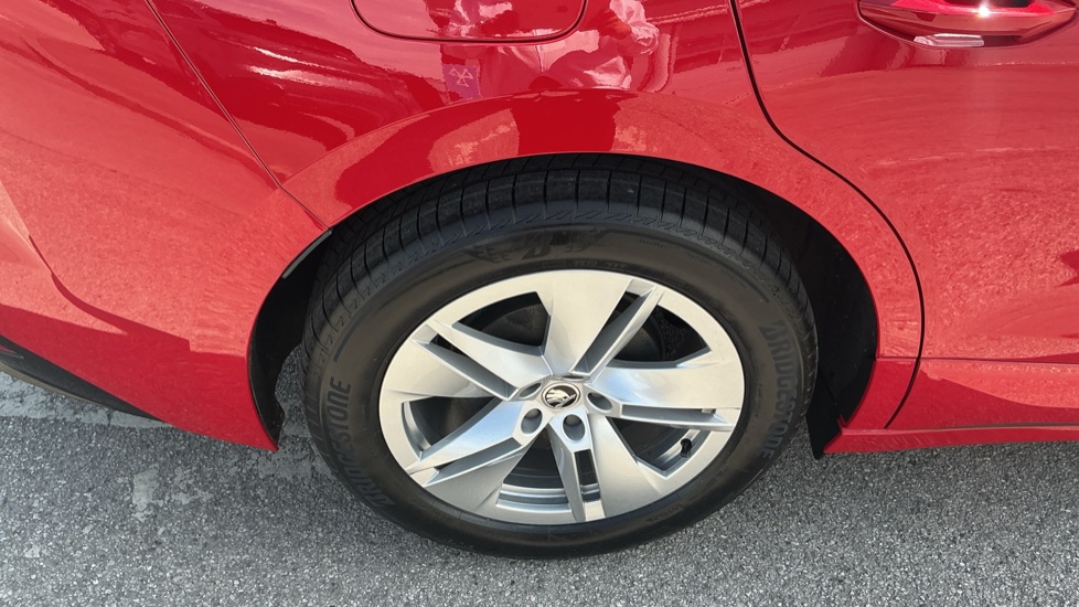 Skoda Enyaq 210kW 85 Edition 82kWh 5dr Auto Electric - Image 33