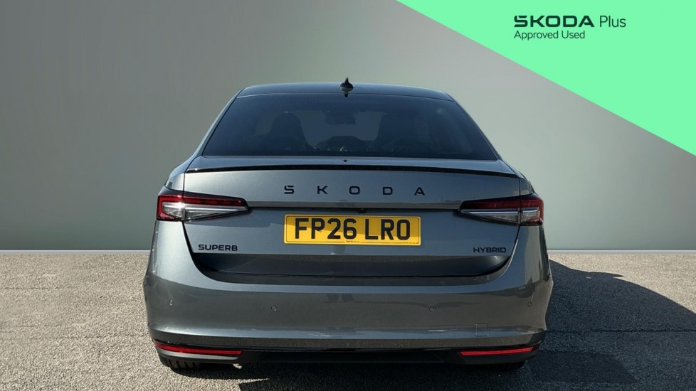 Skoda Superb 1.5 TSI e-TEC Sportline 5dr DSG Petrol Hatchback - Image 8