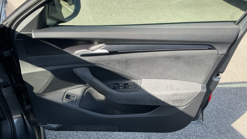 Skoda Superb 1.5 TSI e-TEC Sportline 5dr DSG Petrol Hatchback - Image 19