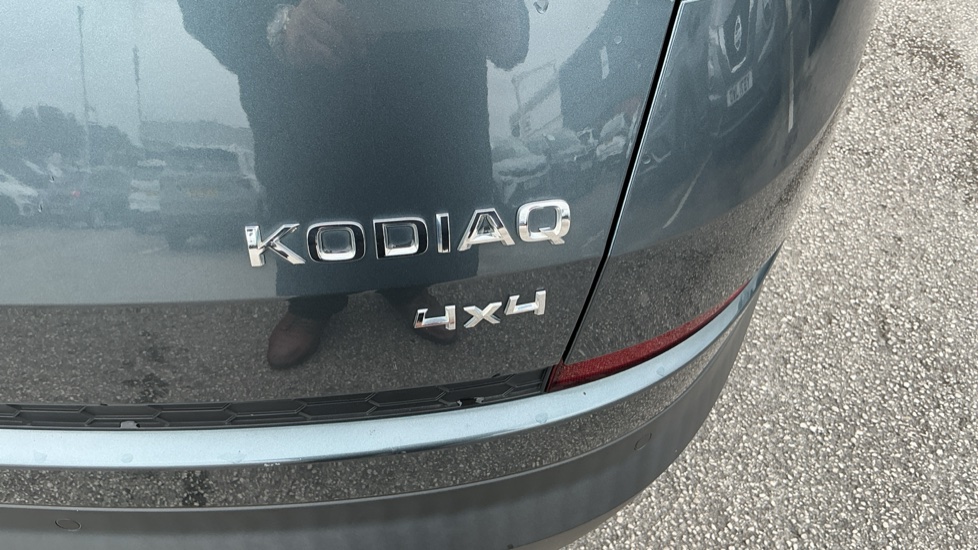 Skoda Kodiaq 2.0 TSI SE L 4x4 5dr DSG Petrol Estate - Image 36