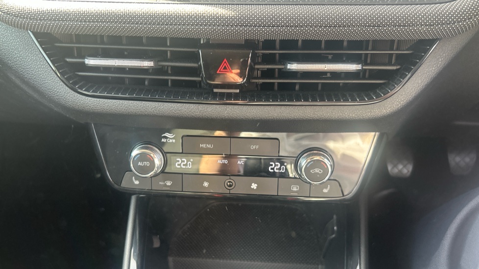 Skoda Fabia 1.0 TSI 116 Design Edition 5dr Petrol Hatchback - Image 13