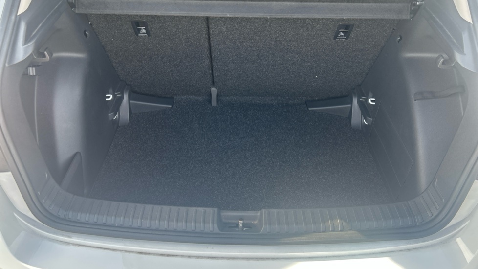 Skoda Fabia 1.0 TSI 116 Design Edition 5dr Petrol Hatchback - Image 20
