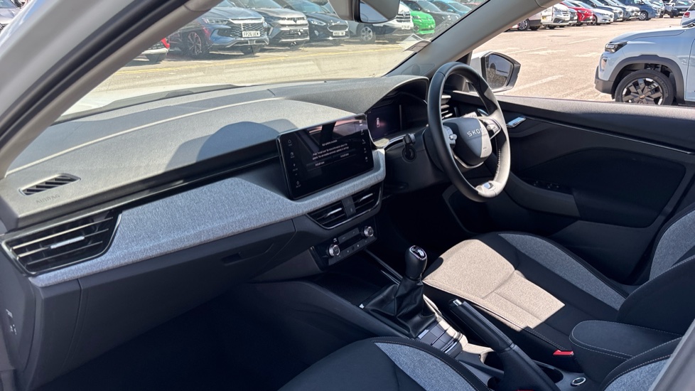 Skoda Kamiq 1.0 TSI 95 SE Edition 5dr Petrol Hatchback - Image 2