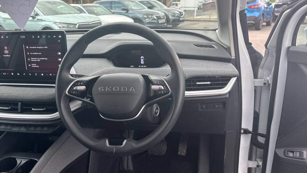 Skoda Enyaq 150kW 60 SE L 63kWh 5dr Auto Electric Estate - Image 10