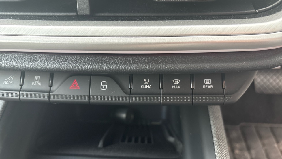 Skoda Enyaq 150kW 60 SE L 63kWh 5dr Auto Electric Estate - Image 13
