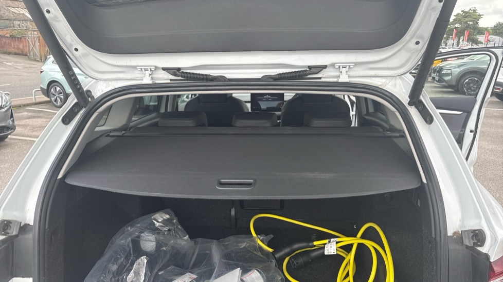 Skoda Enyaq 150kW 60 SE L 63kWh 5dr Auto Electric Estate - Image 26