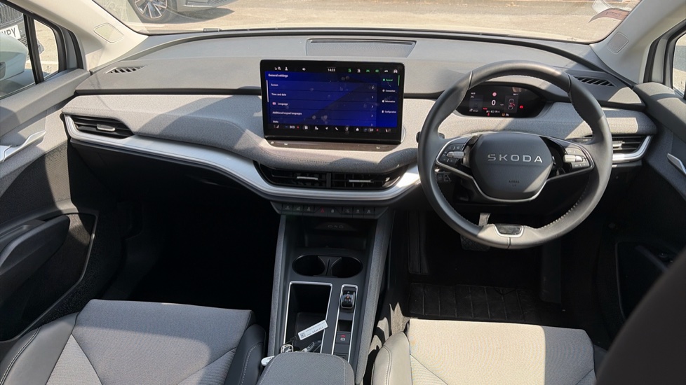 Skoda Enyaq 210kW 85 Edition 82kWh 5dr Auto Electric - Image 9