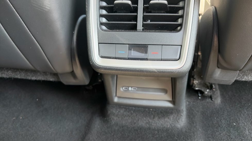 Skoda Enyaq 210kW 85 Edition 82kWh 5dr Auto Electric - Image 38