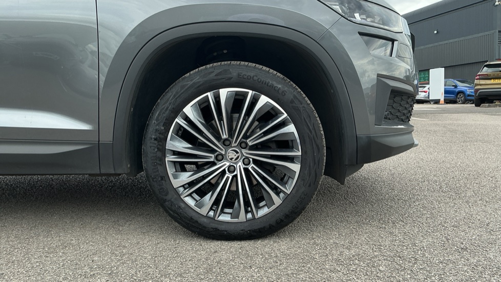 Skoda Kodiaq 1.5 TSI SE L Executive 5dr DSG [7 Seat] Petrol Estate - Image 5