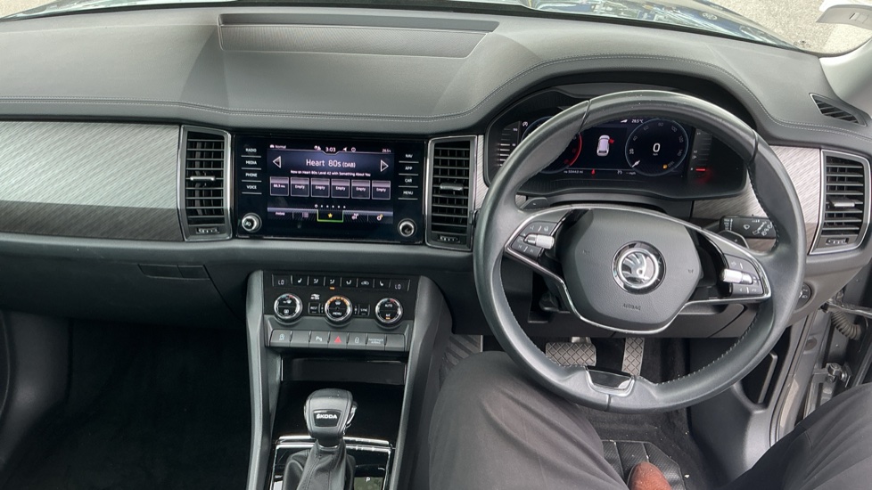Skoda Kodiaq 1.5 TSI SE L Executive 5dr DSG [7 Seat] Petrol Estate - Image 9