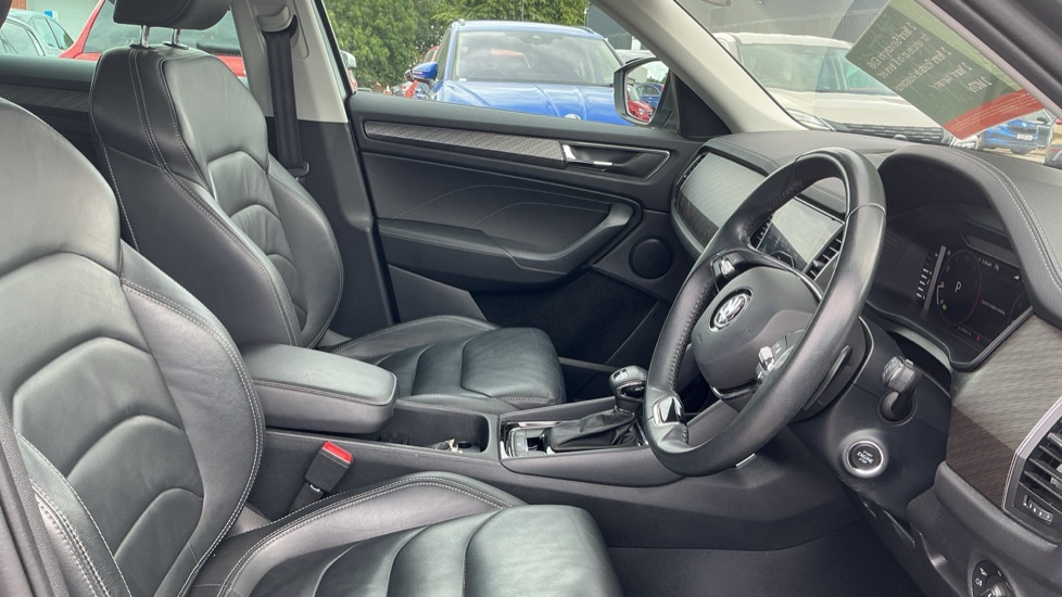 Skoda Kodiaq 1.5 TSI SE L Executive 5dr DSG [7 Seat] Petrol Estate - Image 15