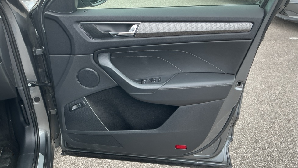 Skoda Kodiaq 1.5 TSI SE L Executive 5dr DSG [7 Seat] Petrol Estate - Image 19