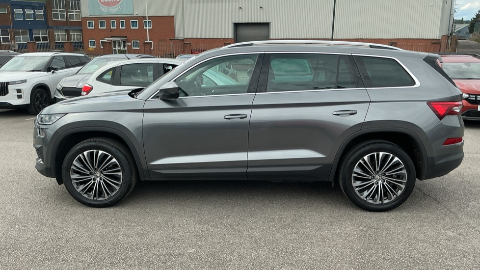 Skoda Kodiaq 1.5 TSI SE L Executive 5dr DSG [7 Seat] Petrol Estate - Image 22