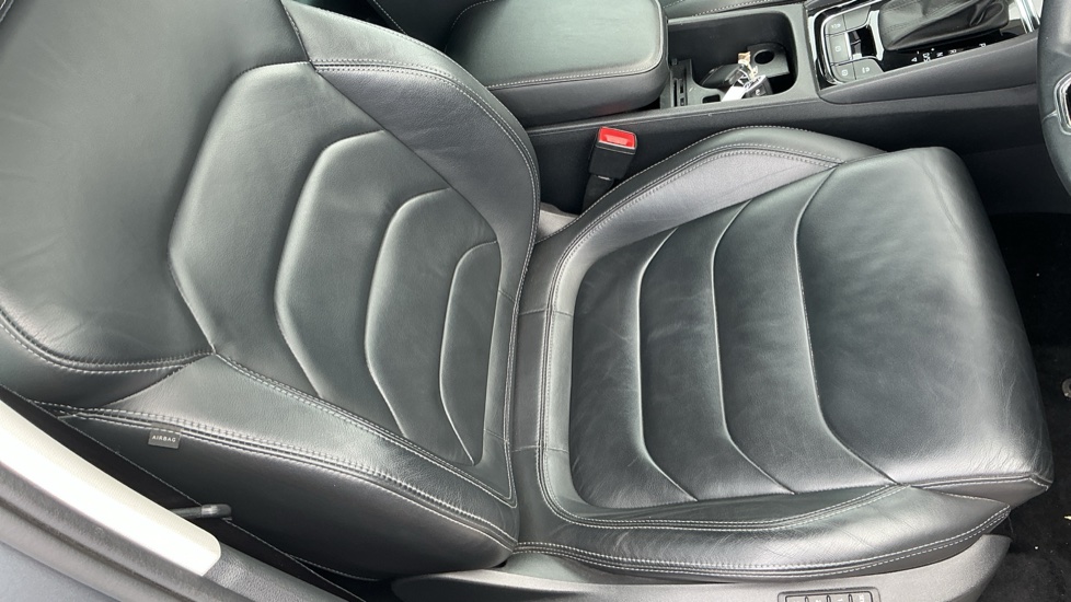 Skoda Kodiaq 1.5 TSI SE L Executive 5dr DSG [7 Seat] Petrol Estate - Image 42