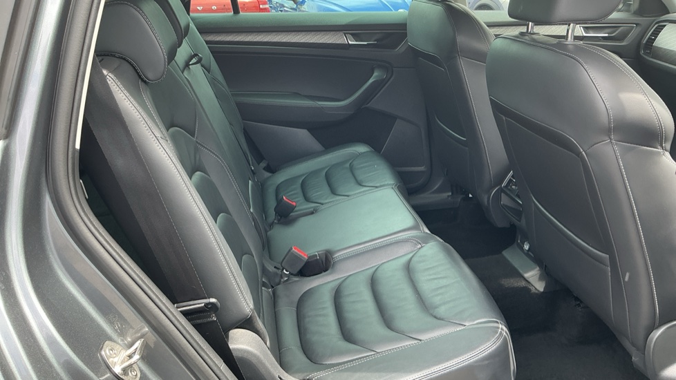 Skoda Kodiaq 1.5 TSI SE L Executive 5dr DSG [7 Seat] Petrol Estate - Image 45