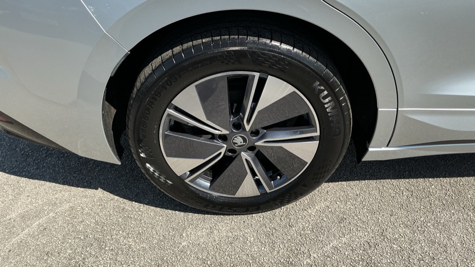 Skoda Enyaq 210kW 85 Edition 82kWh 5dr Auto Electric - Image 24