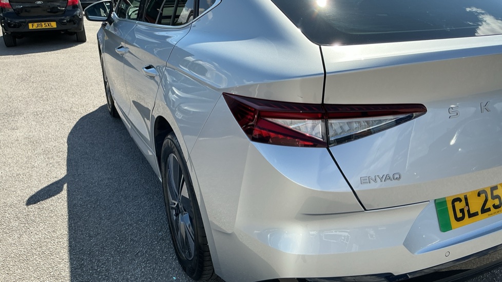 Skoda Enyaq 210kW 85 Edition 82kWh 5dr Auto Electric - Image 27
