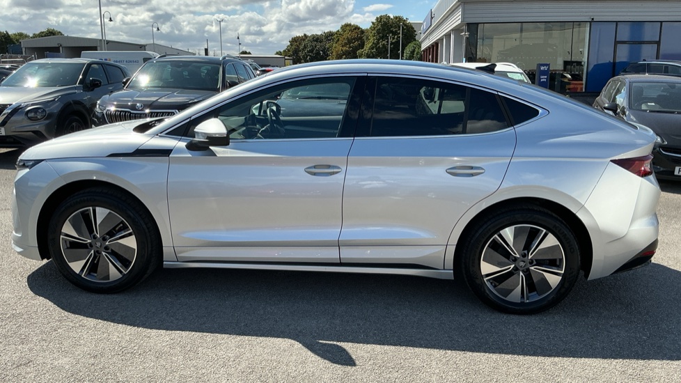 Skoda Enyaq 210kW 85 Edition 82kWh 5dr Auto Electric - Image 28