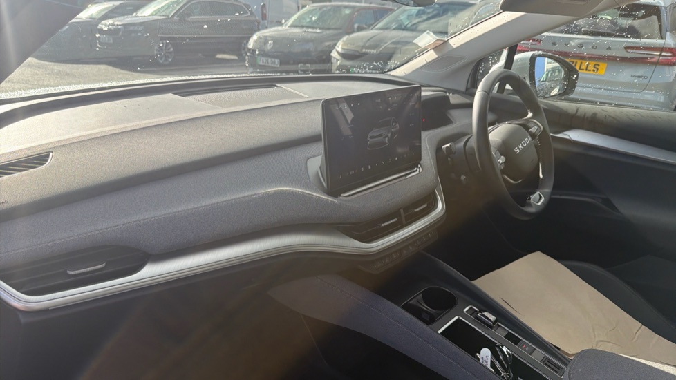 Skoda Enyaq 150kW 60 SE L 63kWh 5dr Auto Electric Estate - Image 2