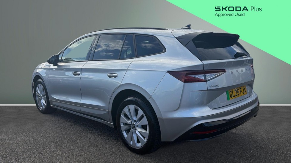Skoda Enyaq 150kW 60 SE L 63kWh 5dr Auto Electric Estate - Image 3