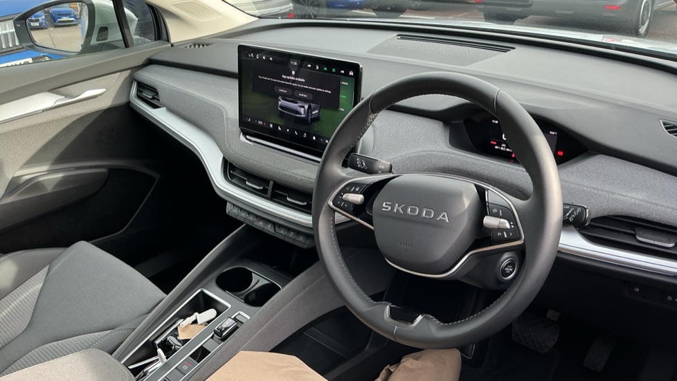 Skoda Enyaq 150kW 60 SE L 63kWh 5dr Auto Electric Estate - Image 6